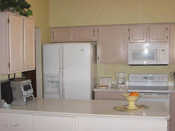 4th image of 19915 N Greenview Dr