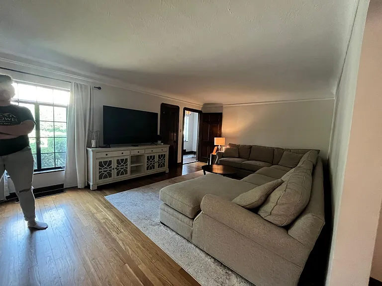2074 Atkins Ave #1 — Photo 6