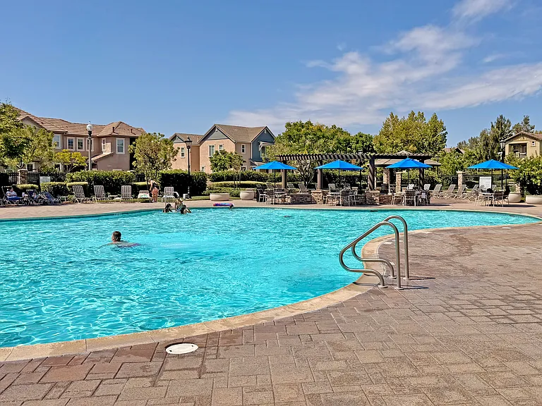 45767 Klamath Ct — Photo 41