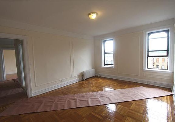 2nd image of 12 Seaman Ave APT 4J