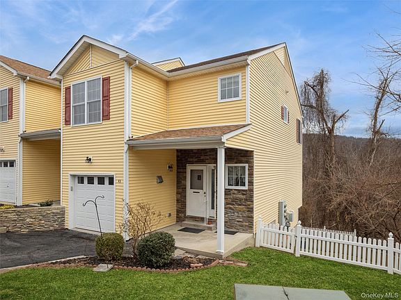 2nd image of 43 Aveonis Court