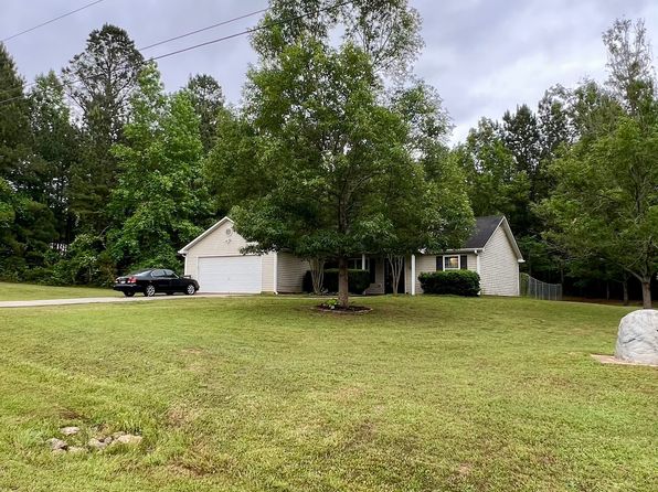 209 Hannah Ct, Greenville, GA 30222