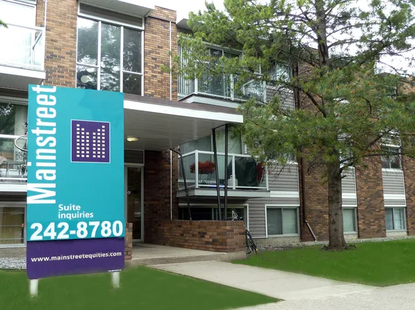 10330 123rd St NW, Edmonton, AB T5N 1N6