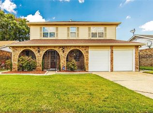 2005 Spanish Oaks Dr, Harvey, LA 70058
