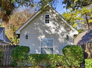 180 Palm St, Saint Simons Island, GA 31522