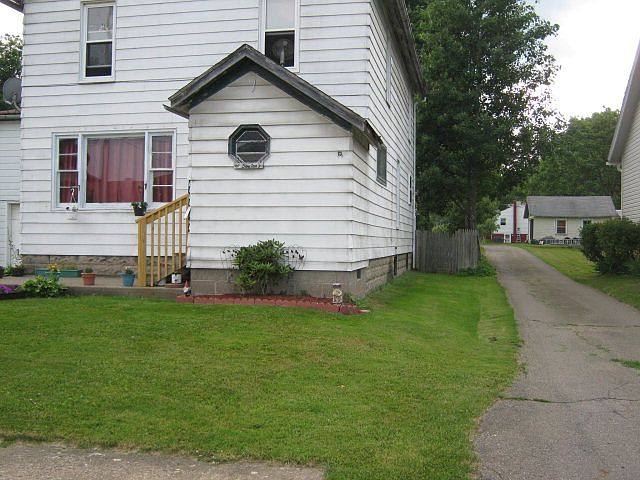 1st image of 306 N Mercer St