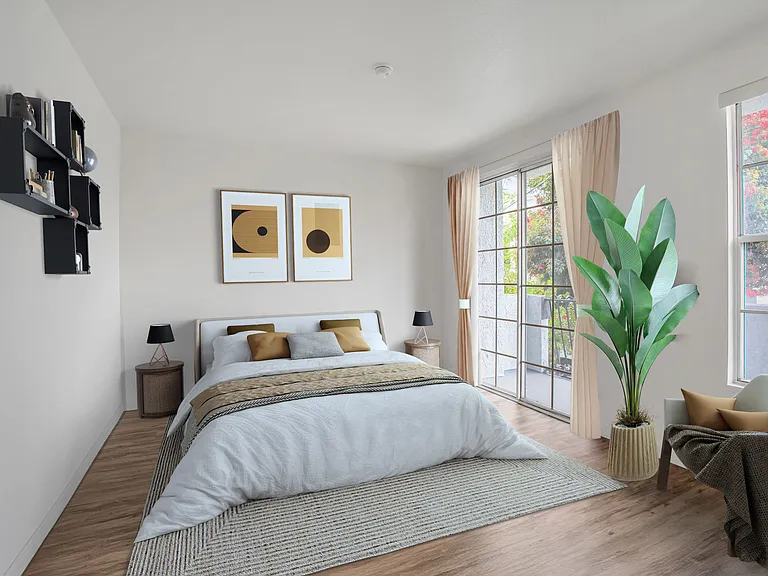 10823 Hortense St — Photo 20
