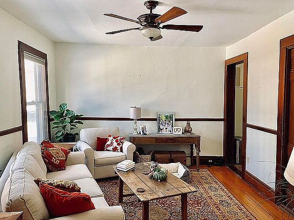 5th image of 179 Caroline St #B