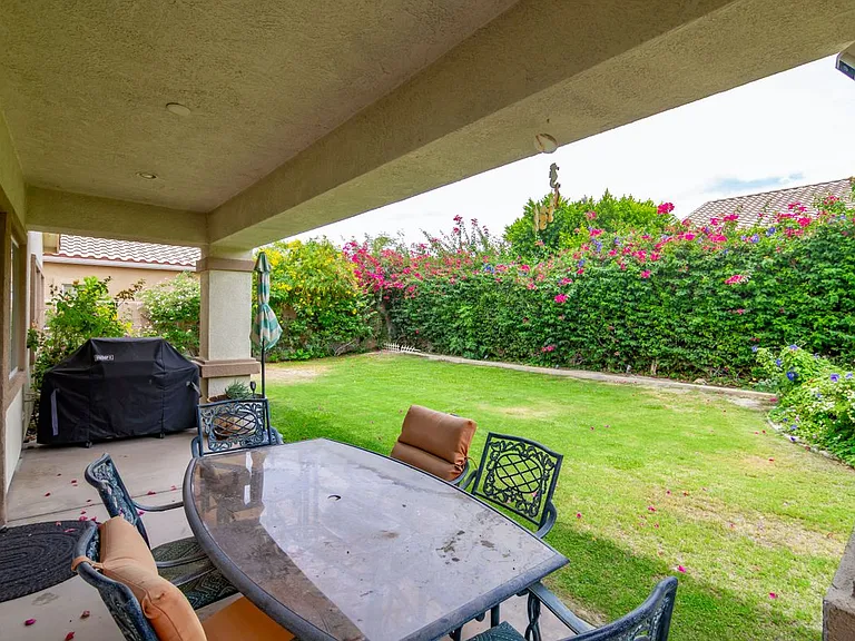 45596 Torrey Pines Ct — Photo 34