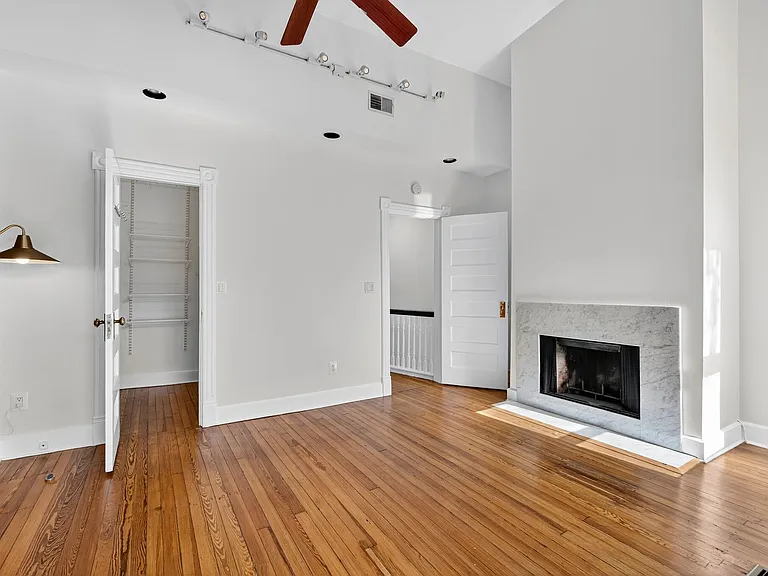 1427 Monroe St NW — Photo 17