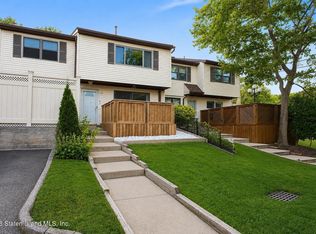 26 Alcott St, Staten Island, NY 10312