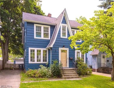 848 Beverly Rd, Cleveland Heights, OH, 44121