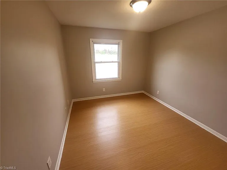 2829 N Ohenry Blvd #D — Photo 3