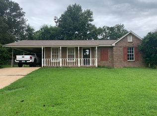 507 Sunny Orchard Ln, Clinton, MS 39056