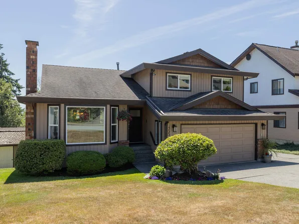 455 Alouette Dr, Coquitlam, BC V3C 4Y7