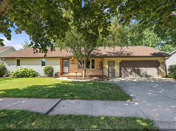 1815 Roosevelt St, Little Chute, WI 54140
