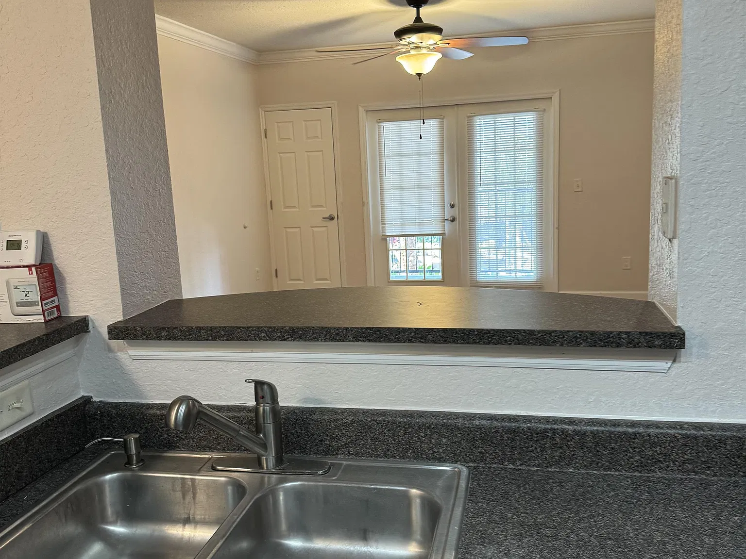 1 bed, 754 sqft, $1,550 — Photo 3