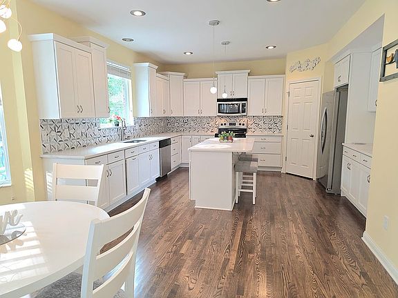 5th image of 6317 Weber Woods Ct