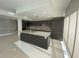 7751 NW 107th Ave APT 305, Doral, FL 33178