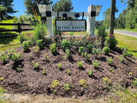 2nd image of 301 Founders Oak Way