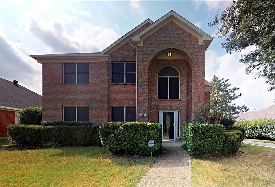 1st image of 1224 Sam Dennis Dr