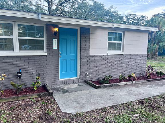 2nd image of 2071 N Betty Ln