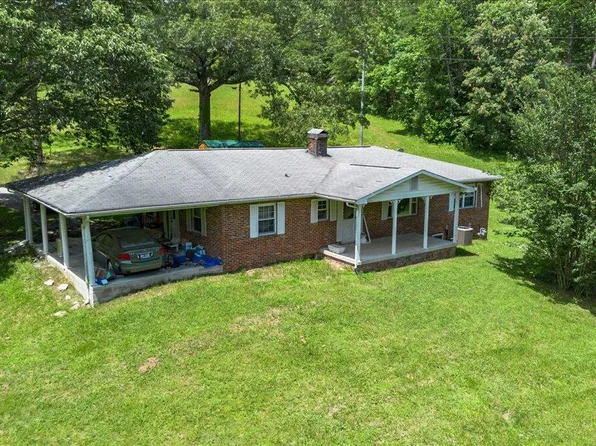 330 Dilbeck Ln, Caryville, TN 37714