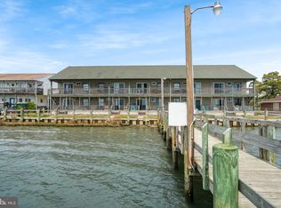 7482 Eastside Rd #11, Chincoteague Island, VA 23336