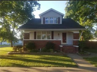 587 W Maple St, Nashville, IL 62263