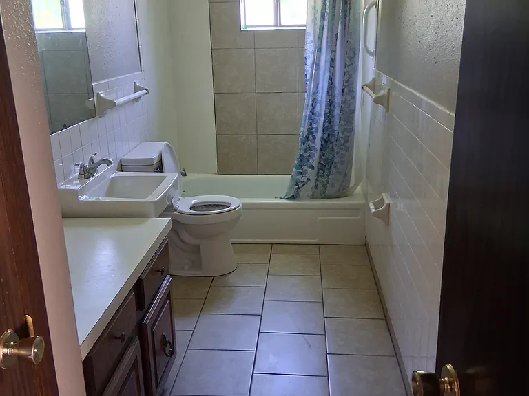 Summit Dr — Photo 6