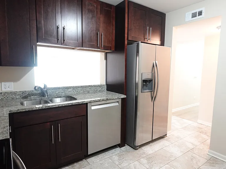 1265 N Sterling Ave #109 — Photo 12