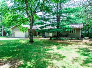 357 Willow Ln, Hudson, WI 54016