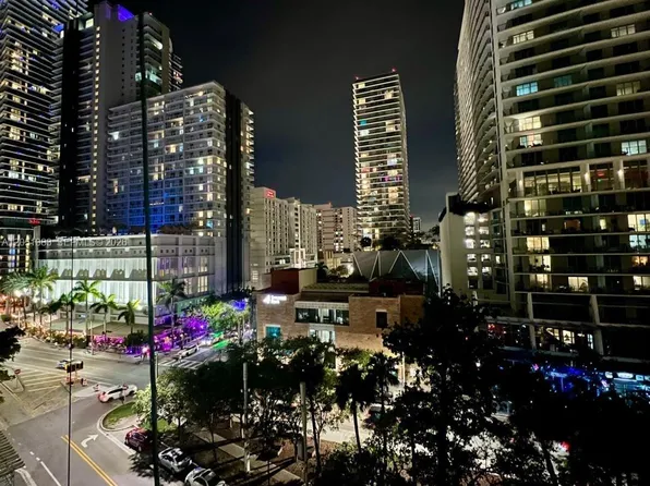 1080 Brickell Ave Unit 703, Miami, FL 33131
