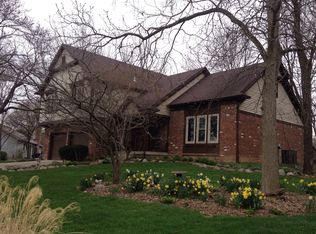 97 Chesterfield Dr, Noblesville, IN 46060