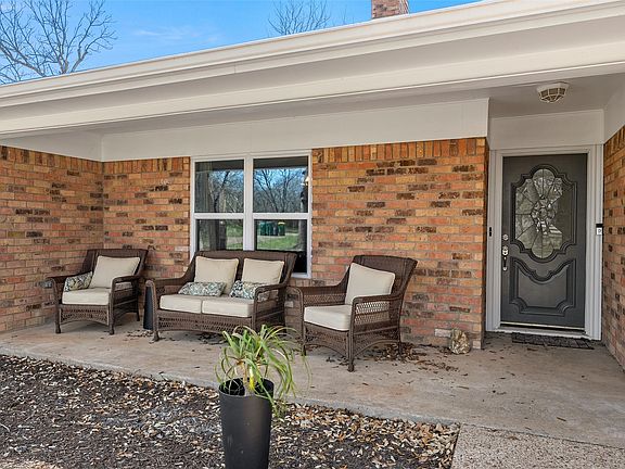 5th image of 107 S Old Robinson Rd