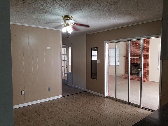 5th image of 2316 Greenway Dr