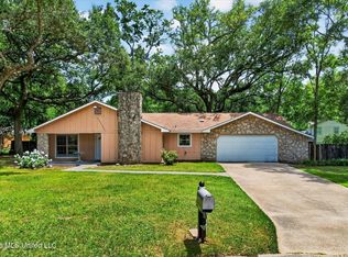 3604 Oakside Cir, Gautier, MS 39553