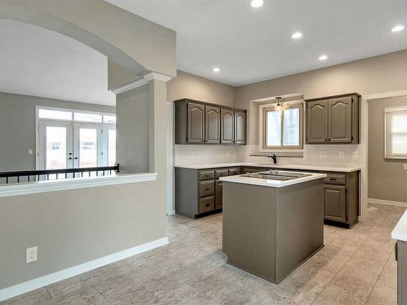 3rd image of 4338 N Spyglass Ct