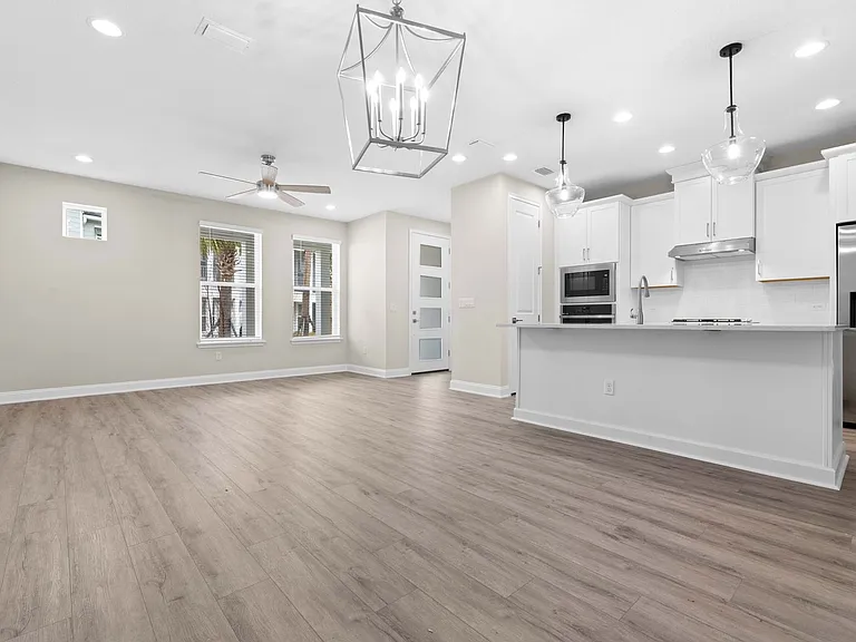 36 Banfield Ln — Photo 5