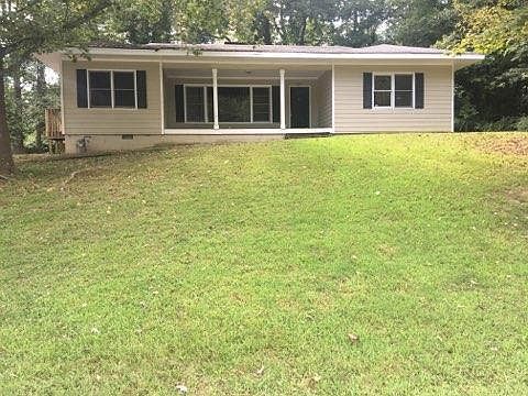 1st image of 2104 Valley Oaks Dr SE