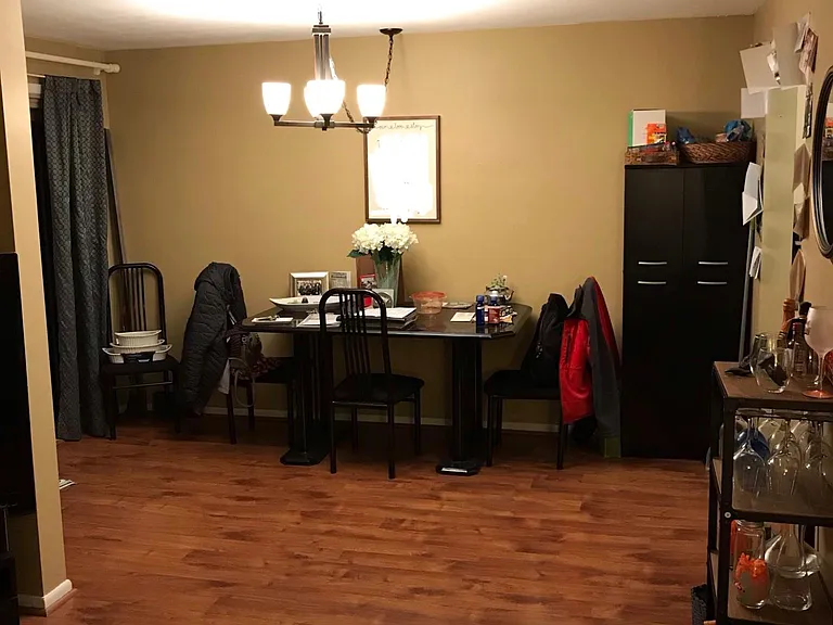 1462 Spreading Oak Dr — Photo 3