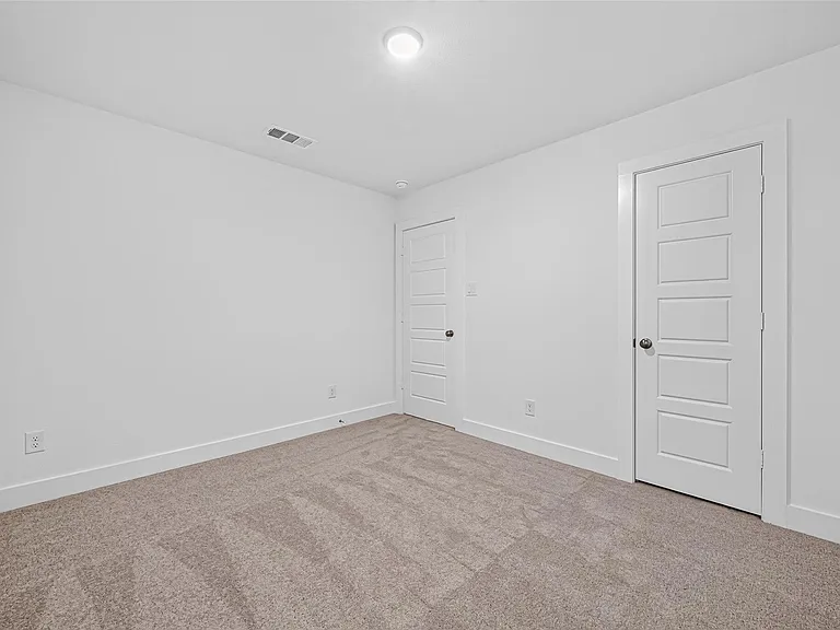 8230 Blue Shell Ln — Photo 32