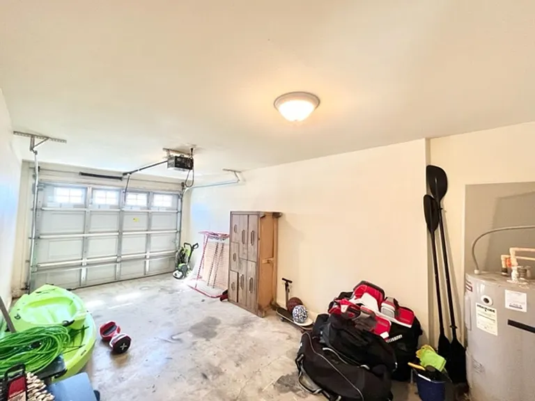 703 Majestic Dr — Photo 9