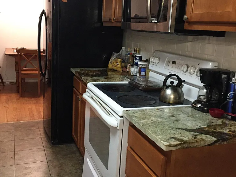 4365 Moorhead Ave — Photo 1