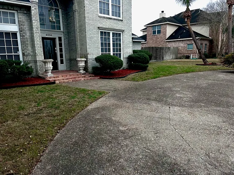 4530 Oso Pkwy — Photo 32