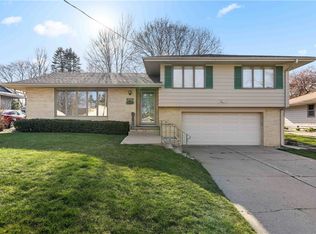 4106 29th St, Des Moines, IA 50310