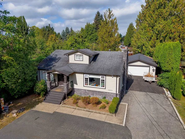 21673 River Rd, Maple Ridge, BC V2X 2B8
