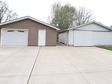 5174 Main St, Centerburg, OH 43011 | Zillow