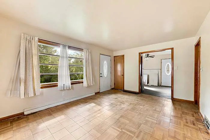 1827 Pierson Pkwy — Photo 3