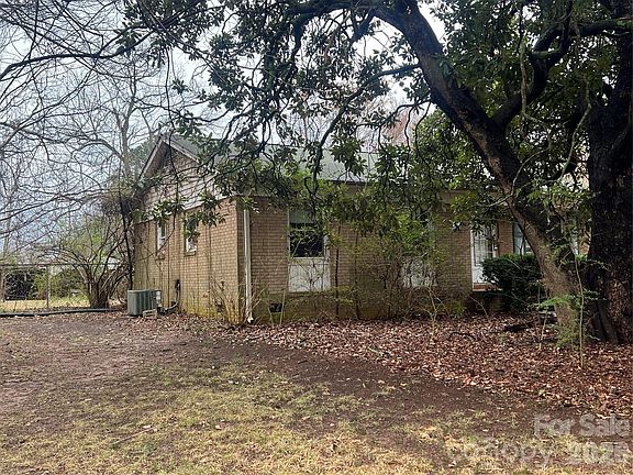 4th image of 9970 Harrisburg Rd